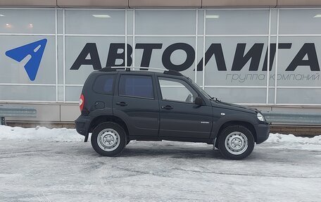 Chevrolet Niva I рестайлинг, 2011 год, 495 000 рублей, 3 фотография