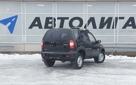 Chevrolet Niva I рестайлинг, 2011 год, 495 000 рублей, 2 фотография