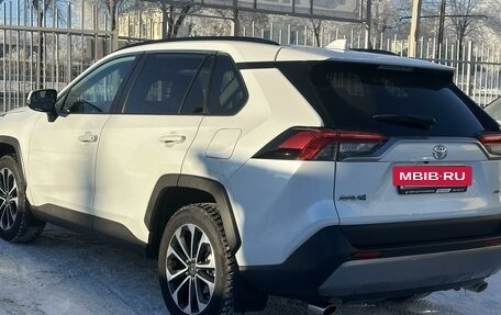 Toyota RAV4, 2019 год, 3 199 000 рублей, 6 фотография