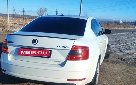 Skoda Octavia, 2018 год, 1 850 000 рублей, 2 фотография