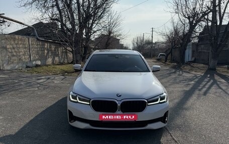 BMW 5 серия, 2021 год, 4 935 000 рублей, 3 фотография