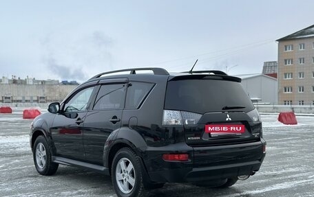 Mitsubishi Outlander III рестайлинг 3, 2011 год, 1 390 000 рублей, 2 фотография