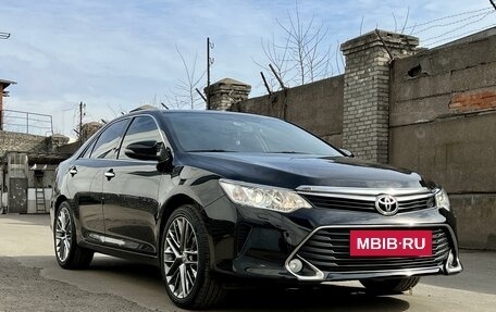 Toyota Camry, 2016 год, 2 450 000 рублей, 10 фотография