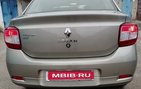 Renault Logan II, 2015 год, 808 000 рублей, 6 фотография