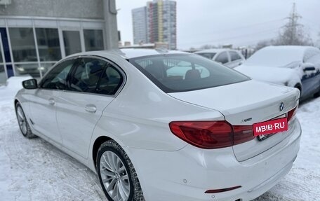 BMW 5 серия, 2019 год, 3 990 000 рублей, 6 фотография