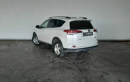 Toyota RAV4, 2017 год, 2 800 000 рублей, 4 фотография