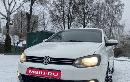 Volkswagen Polo VI (EU Market), 2013 год, 900 000 рублей, 11 фотография