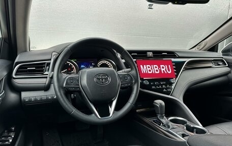 Toyota Camry, 2018 год, 3 385 000 рублей, 6 фотография