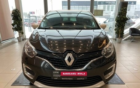 Renault Kaptur I рестайлинг, 2016 год, 1 780 000 рублей, 2 фотография