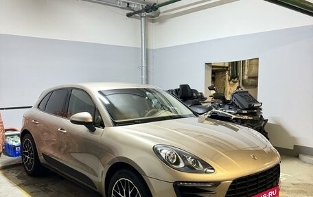 Porsche Macan I рестайлинг, 2014 год, 2 100 000 рублей, 1 фотография