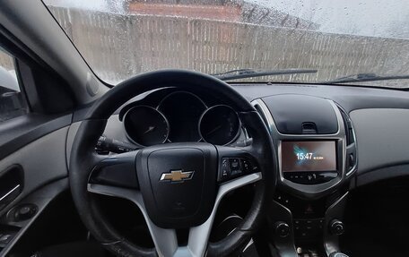 Chevrolet Cruze II, 2014 год, 980 000 рублей, 10 фотография