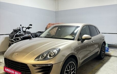 Porsche Macan I рестайлинг, 2014 год, 2 100 000 рублей, 2 фотография