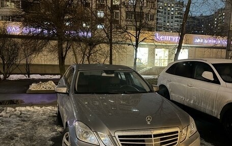 Mercedes-Benz E-Класс, 2009 год, 1 550 000 рублей, 2 фотография