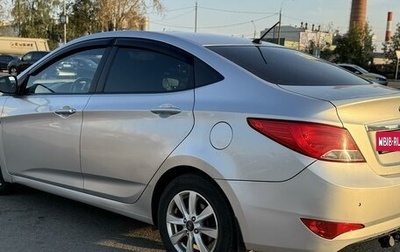 Hyundai Solaris II рестайлинг, 2015 год, 1 000 000 рублей, 1 фотография