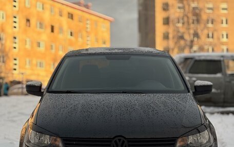 Volkswagen Polo VI (EU Market), 2013 год, 850 000 рублей, 2 фотография