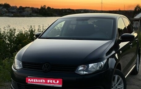 Volkswagen Polo VI (EU Market), 2013 год, 850 000 рублей, 4 фотография