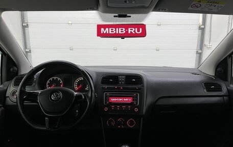 Volkswagen Polo VI (EU Market), 2015 год, 949 000 рублей, 10 фотография