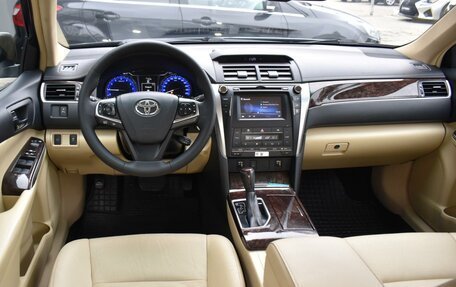 Toyota Camry, 2016 год, 2 670 000 рублей, 6 фотография