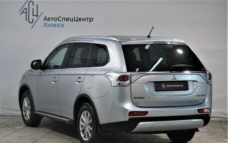 Mitsubishi Outlander III рестайлинг 3, 2014 год, 1 299 800 рублей, 14 фотография