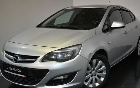 Opel Astra J, 2014 год, 609 000 рублей, 3 фотография