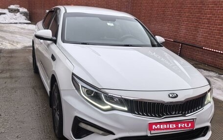 KIA Optima IV, 2019 год, 1 990 000 рублей, 2 фотография