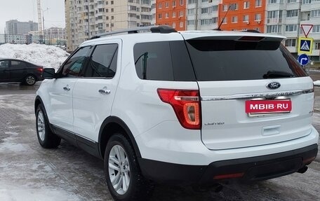 Ford Explorer VI, 2013 год, 1 550 000 рублей, 5 фотография