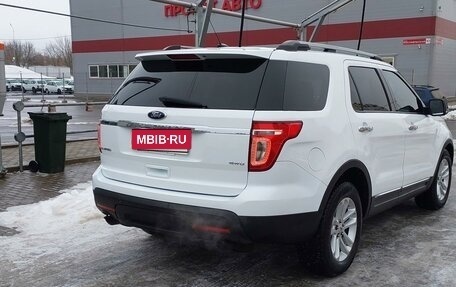 Ford Explorer VI, 2013 год, 1 550 000 рублей, 23 фотография