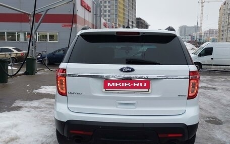 Ford Explorer VI, 2013 год, 1 550 000 рублей, 28 фотография