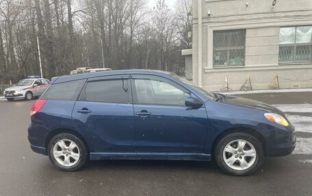 Toyota Matrix, 2004 год, 530 000 рублей, 6 фотография