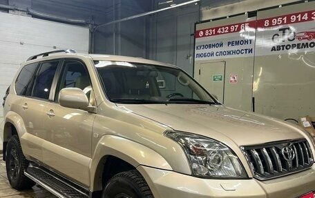 Toyota Land Cruiser Prado 120 рестайлинг, 2007 год, 2 500 000 рублей, 1 фотография