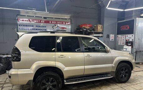 Toyota Land Cruiser Prado 120 рестайлинг, 2007 год, 2 500 000 рублей, 2 фотография