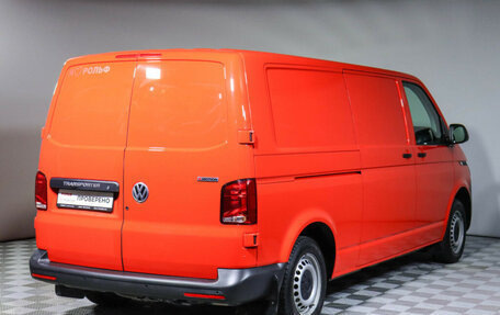 Volkswagen Transporter T6 рестайлинг, 2021 год, 4 560 000 рублей, 5 фотография