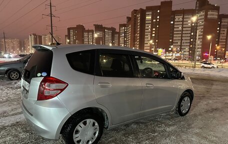 Honda Fit III, 2010 год, 730 000 рублей, 4 фотография