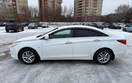 Hyundai Sonata VI, 2011 год, 850 000 рублей, 2 фотография