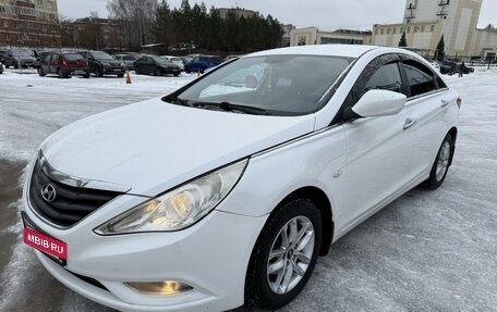 Hyundai Sonata VI, 2011 год, 850 000 рублей, 1 фотография