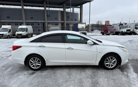 Hyundai Sonata VI, 2011 год, 850 000 рублей, 6 фотография