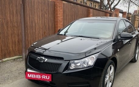 Chevrolet Cruze II, 2012 год, 985 000 рублей, 3 фотография