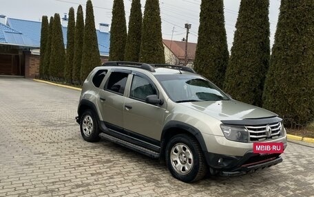 Renault Duster I рестайлинг, 2014 год, 990 000 рублей, 2 фотография