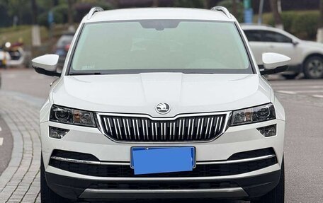 Skoda Karoq I, 2021 год, 1 800 000 рублей, 2 фотография