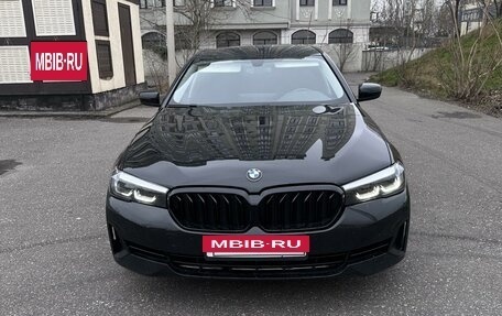 BMW 5 серия, 2021 год, 4 300 000 рублей, 3 фотография