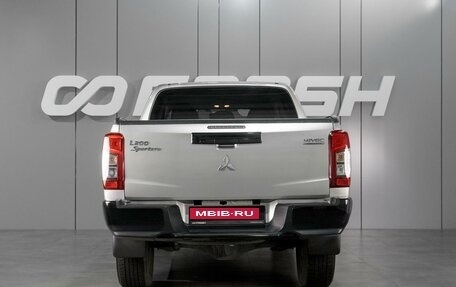 Mitsubishi L200 IV рестайлинг, 2023 год, 4 600 000 рублей, 4 фотография