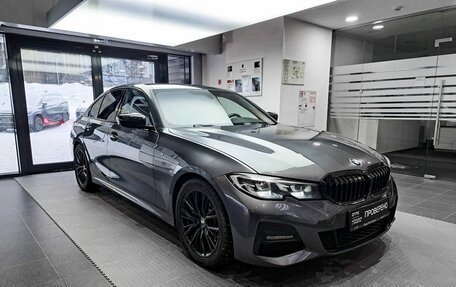 BMW 3 серия, 2019 год, 3 250 000 рублей, 3 фотография