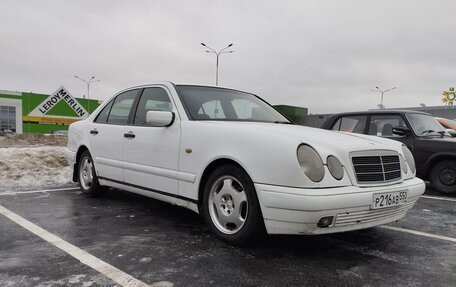 Mercedes-Benz E-Класс, 1999 год, 375 000 рублей, 3 фотография