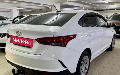 Hyundai Solaris II рестайлинг, 2021 год, 1 590 000 рублей, 4 фотография