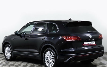 Volkswagen Touareg III, 2019 год, 4 198 000 рублей, 7 фотография