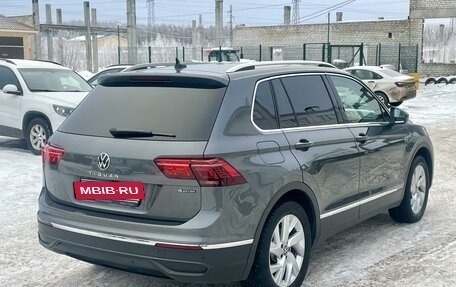 Volkswagen Tiguan II, 2021 год, 2 730 000 рублей, 7 фотография