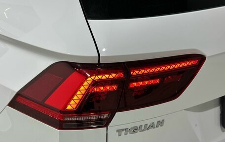 Volkswagen Tiguan II, 2019 год, 3 049 900 рублей, 6 фотография