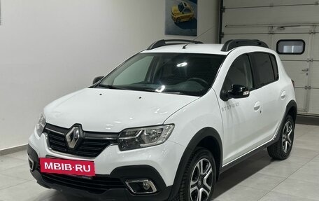 Renault Sandero II рестайлинг, 2019 год, 1 349 900 рублей, 2 фотография