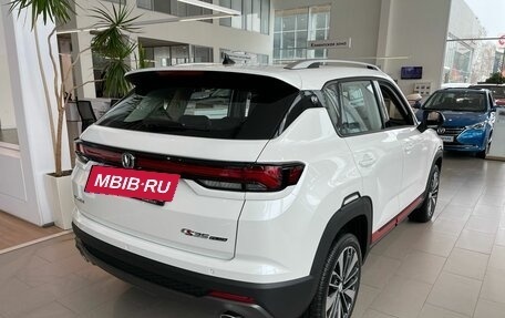 Changan CS35PLUS, 2024 год, 2 629 900 рублей, 3 фотография