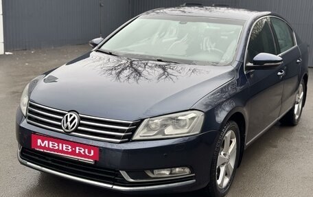 Volkswagen Passat B7, 2012 год, 1 110 000 рублей, 2 фотография